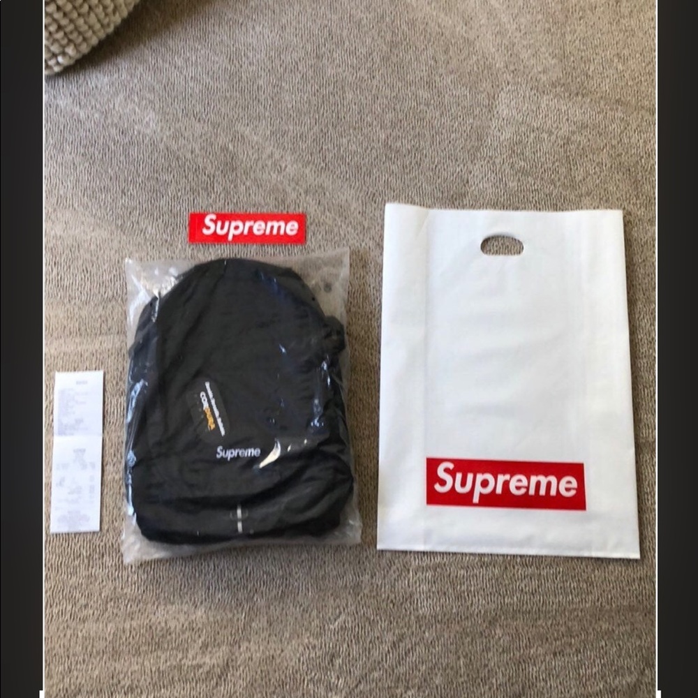 SS19B6 AUTHENTIC! Supreme Backpack NWT 🎁🎁🎁